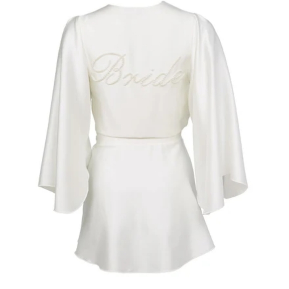 FLEUR DU MAL BRIDE EMBROIDERED ANGEL SLEEVE ROBE - Picture 5 of 12